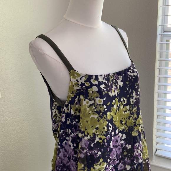 Joseph Ribkoff floral sleeveless top - Picture 3 of 8